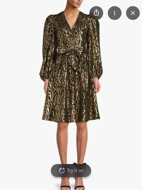 Gibson Latimer Black and Gold Metallic Pattern Dress